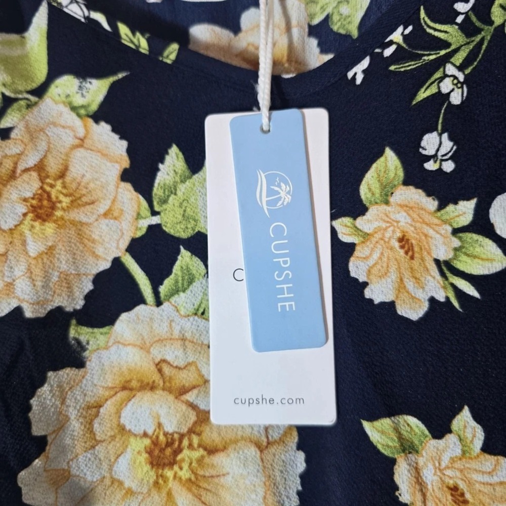 NWT Cupshe Womens Floral Flowy Maxi Dress Small Feminine Coastal Vacation Boho - Picture 6 of 10
